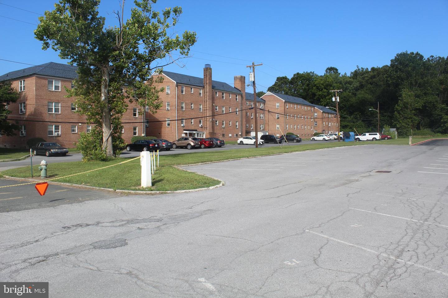 300 Northern Ave #apt 4h Property Photo 15