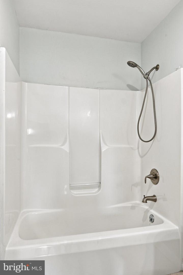 9402 Musket Ct Property Photo 38
