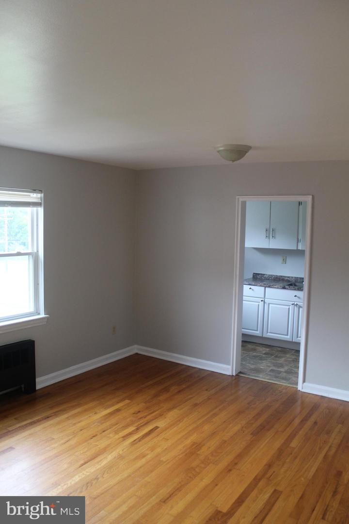 300 Northern Ave #apt 4g Property Photo 4