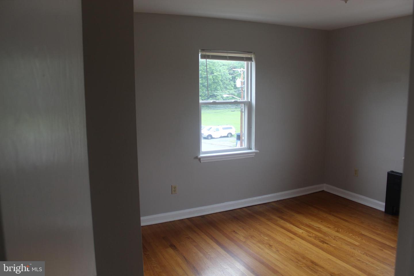 300 Northern Ave #apt 4g Property Photo 10