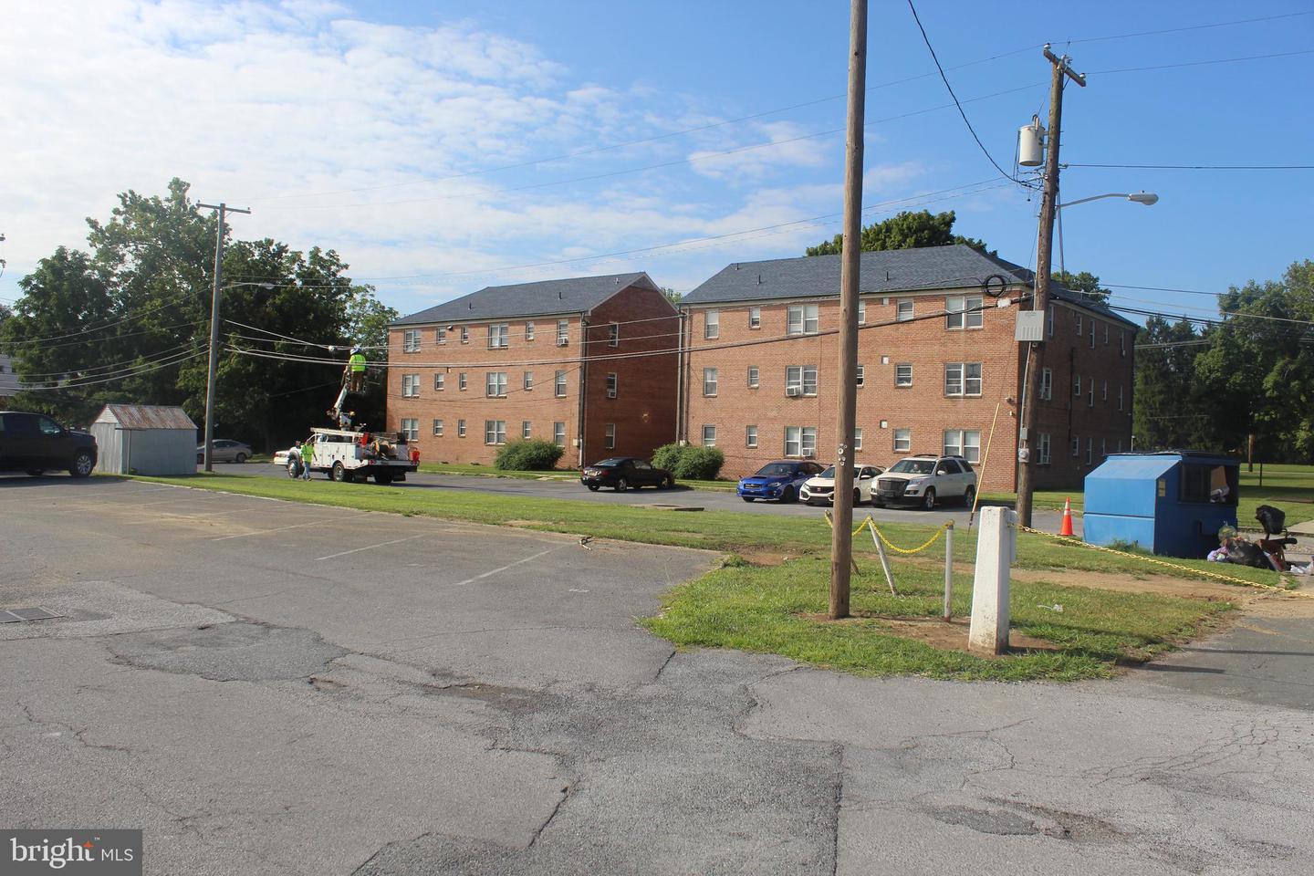 300 Northern Ave #apt 4g Property Photo 17