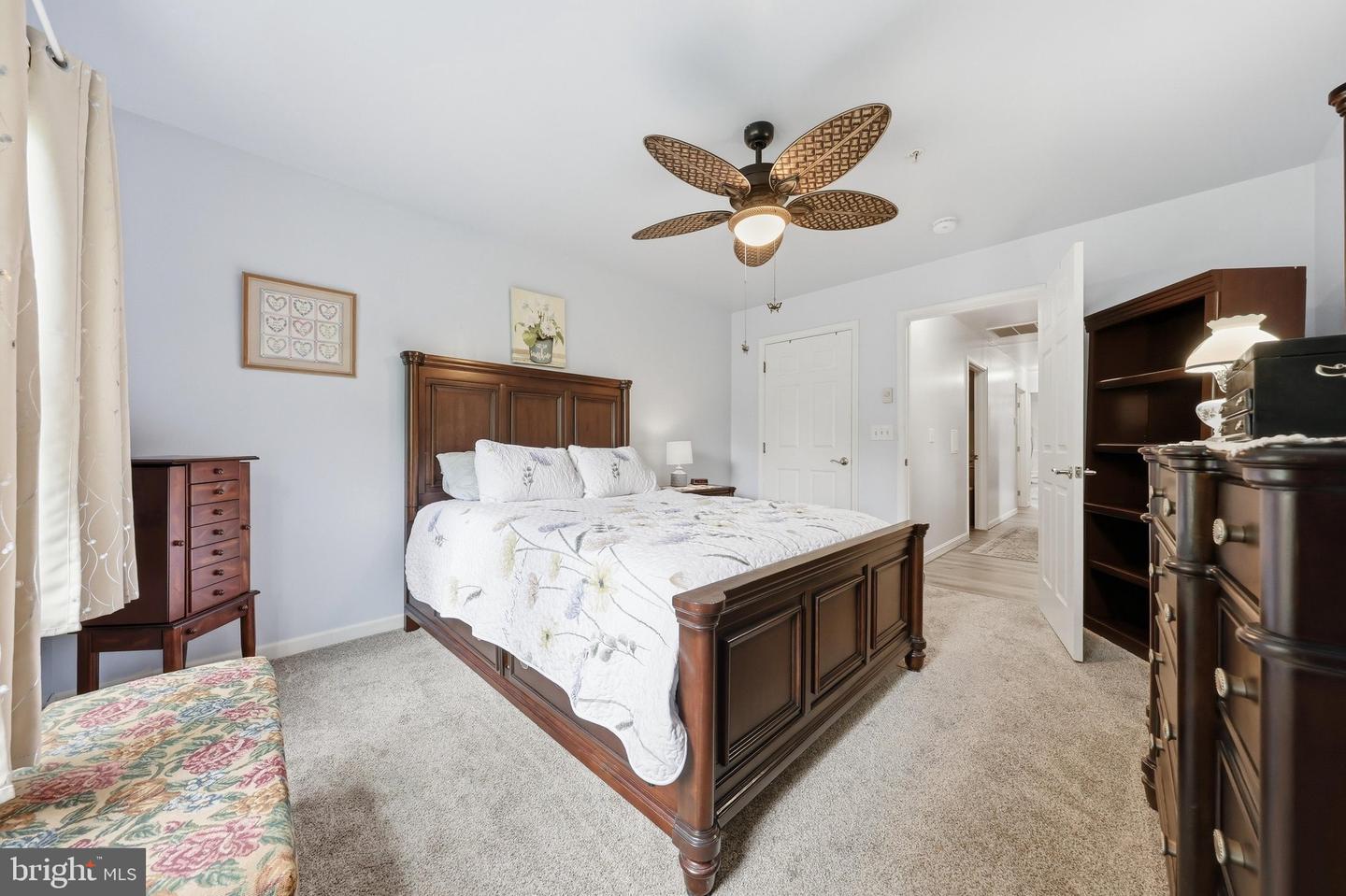 150 Chantilly Ct Property Photo 27