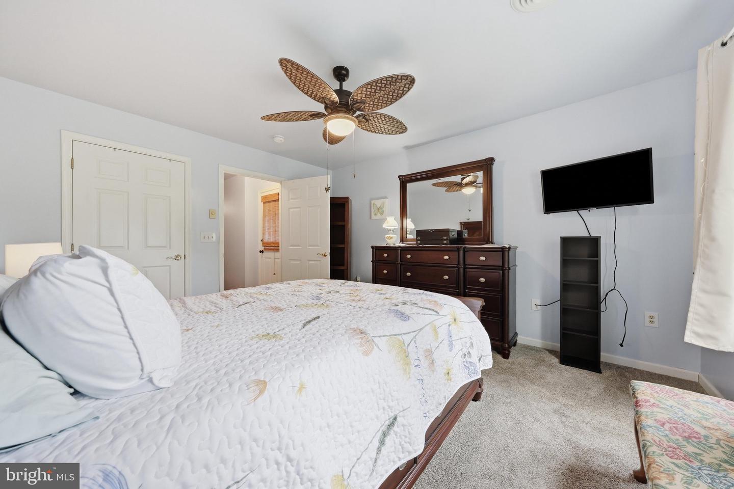 150 Chantilly Ct Property Photo 28