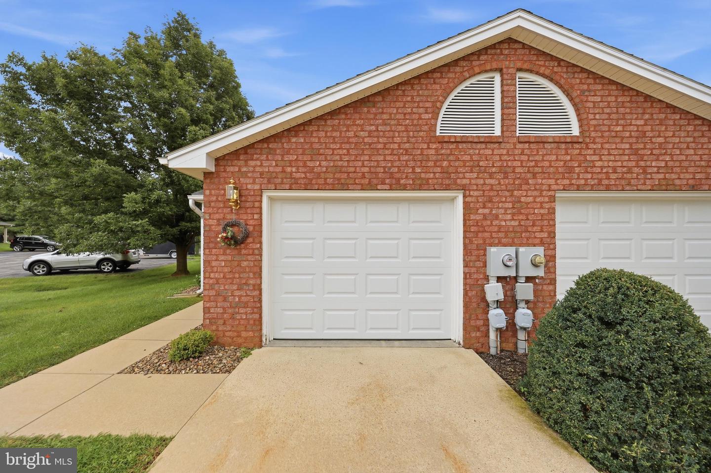150 Chantilly Ct Property Photo 45
