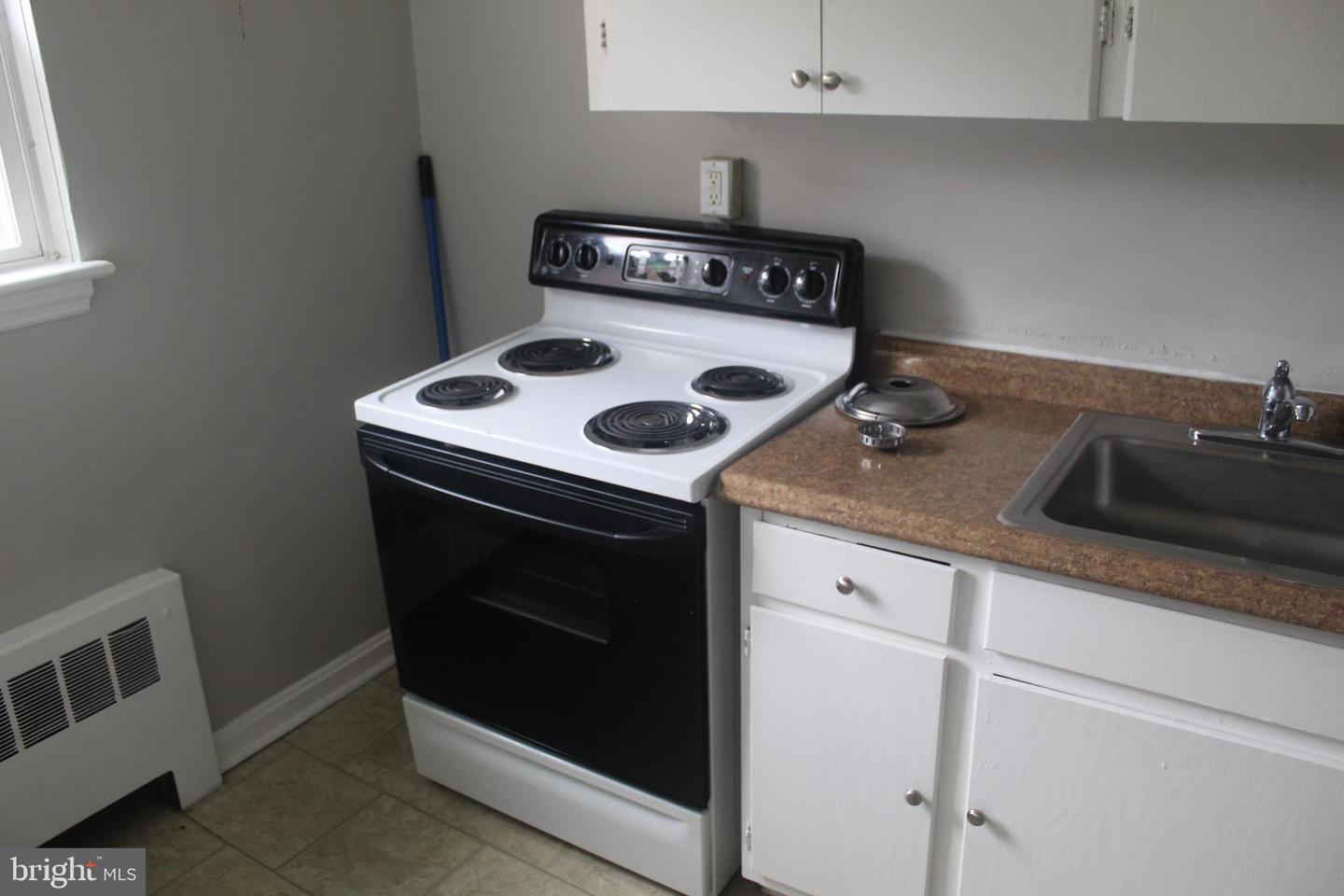 300 Northern Ave #apt 4d Property Photo 9