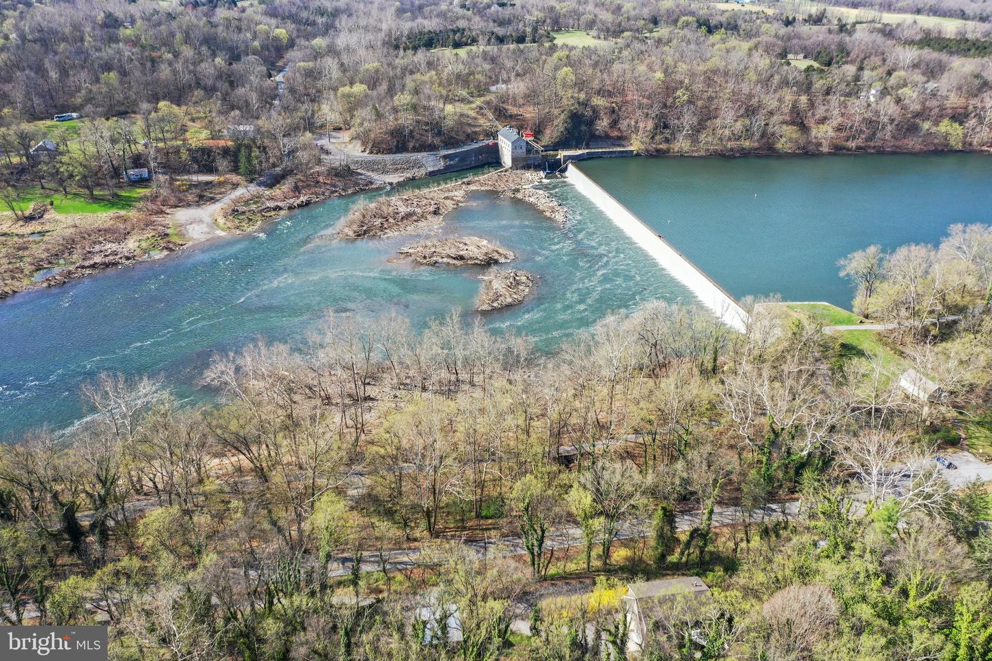 6520 & 6516-4 Dam Number 4 Rd Property Photo 74