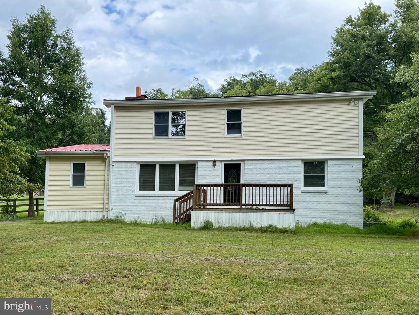 4217 Chestnut Grove Rd Property Photo 1