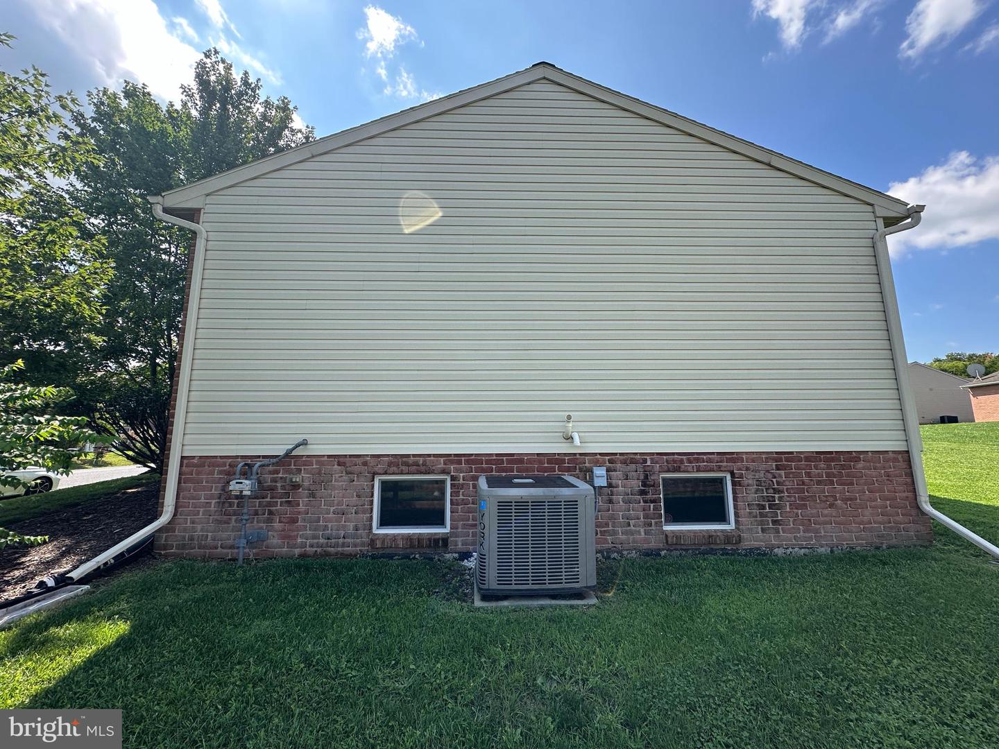 218 Stanford Rd Property Photo 10