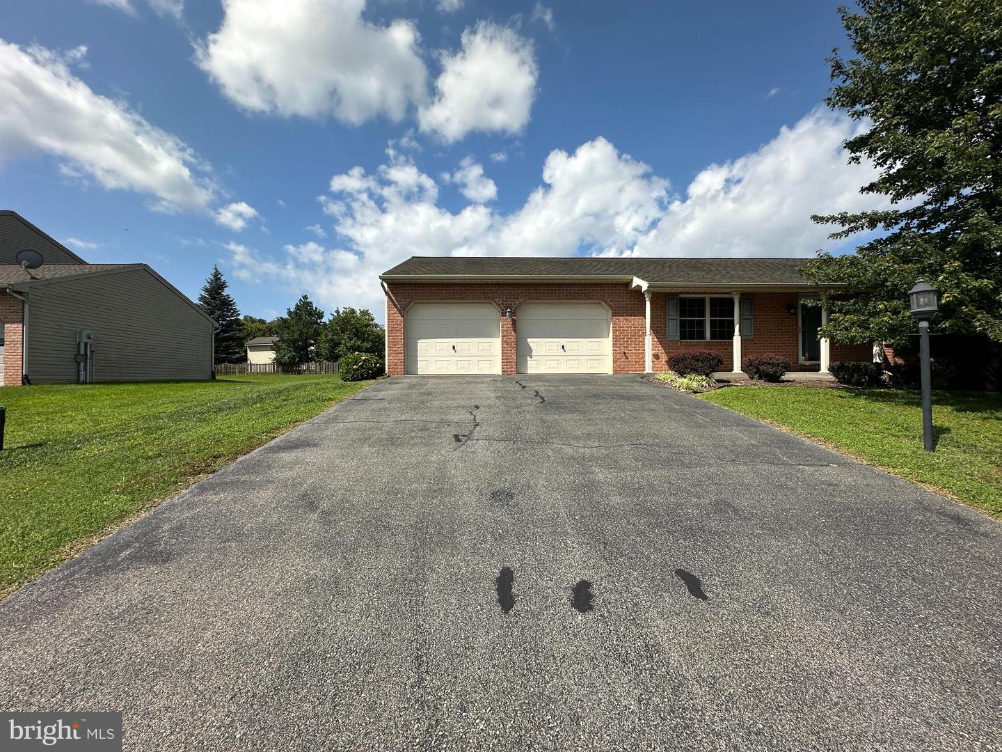218 Stanford Rd Property Photo 16