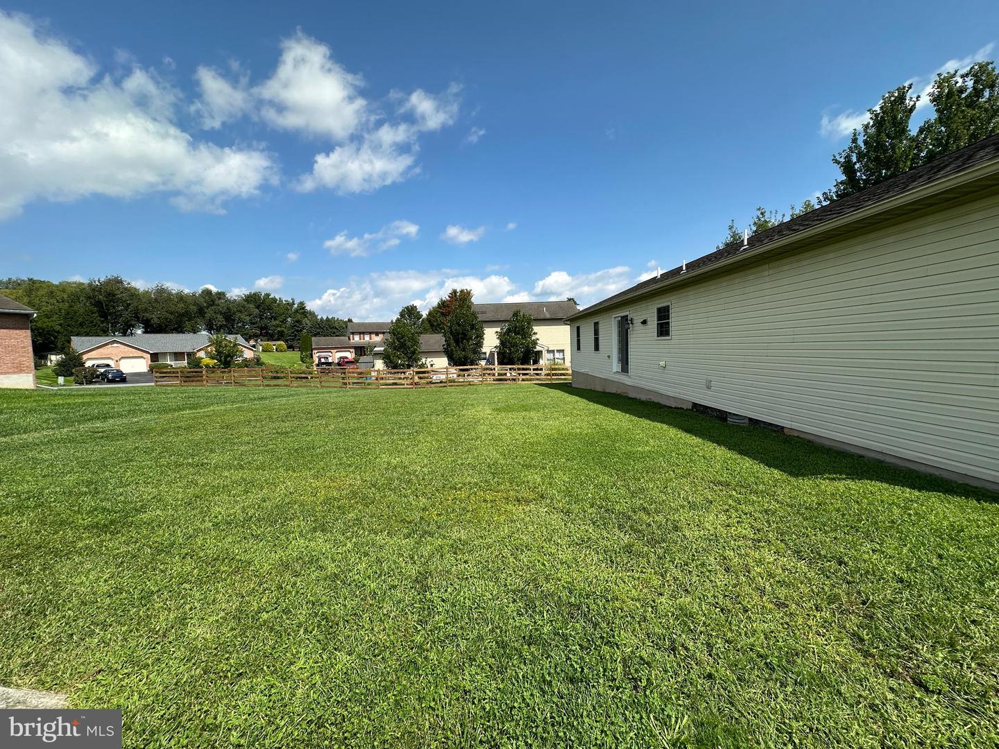 218 Stanford Rd Property Photo 19