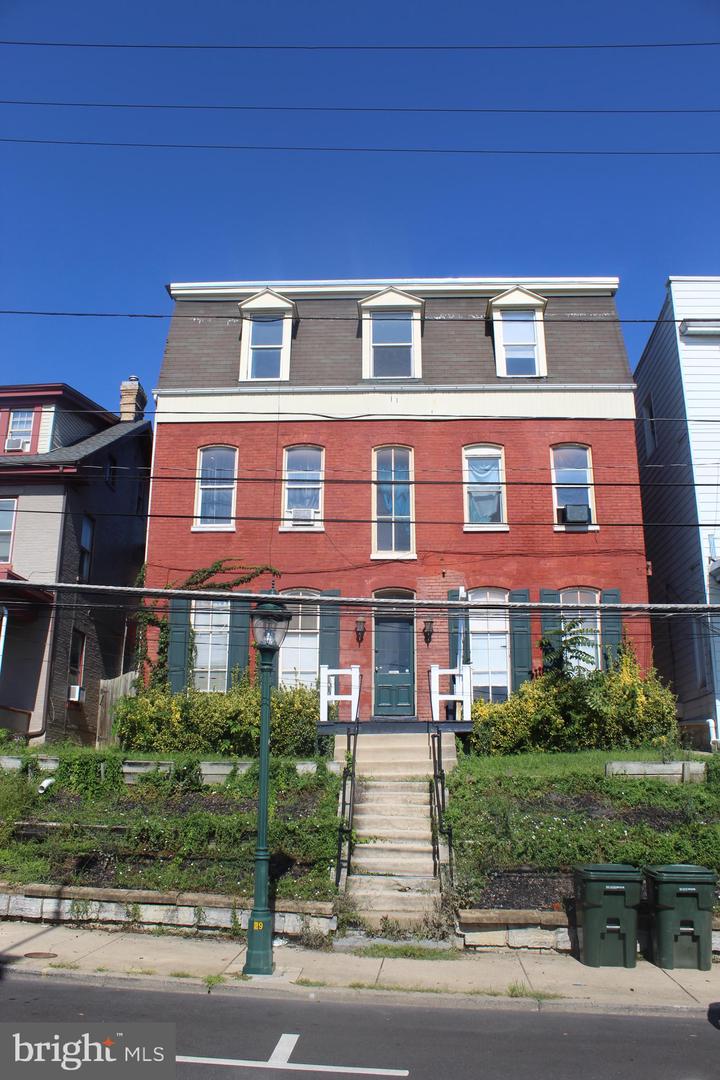 165 SUMMIT AVE #APT 6 Property Photo 1