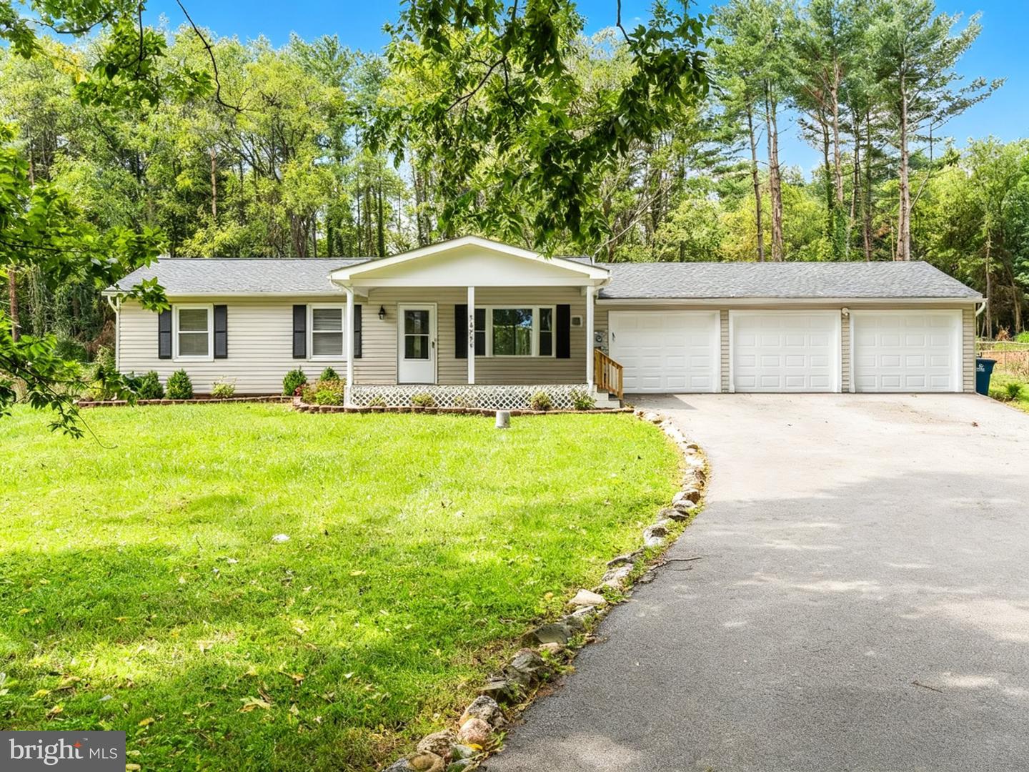 16731 Taylors Landing Rd Property Photo 1