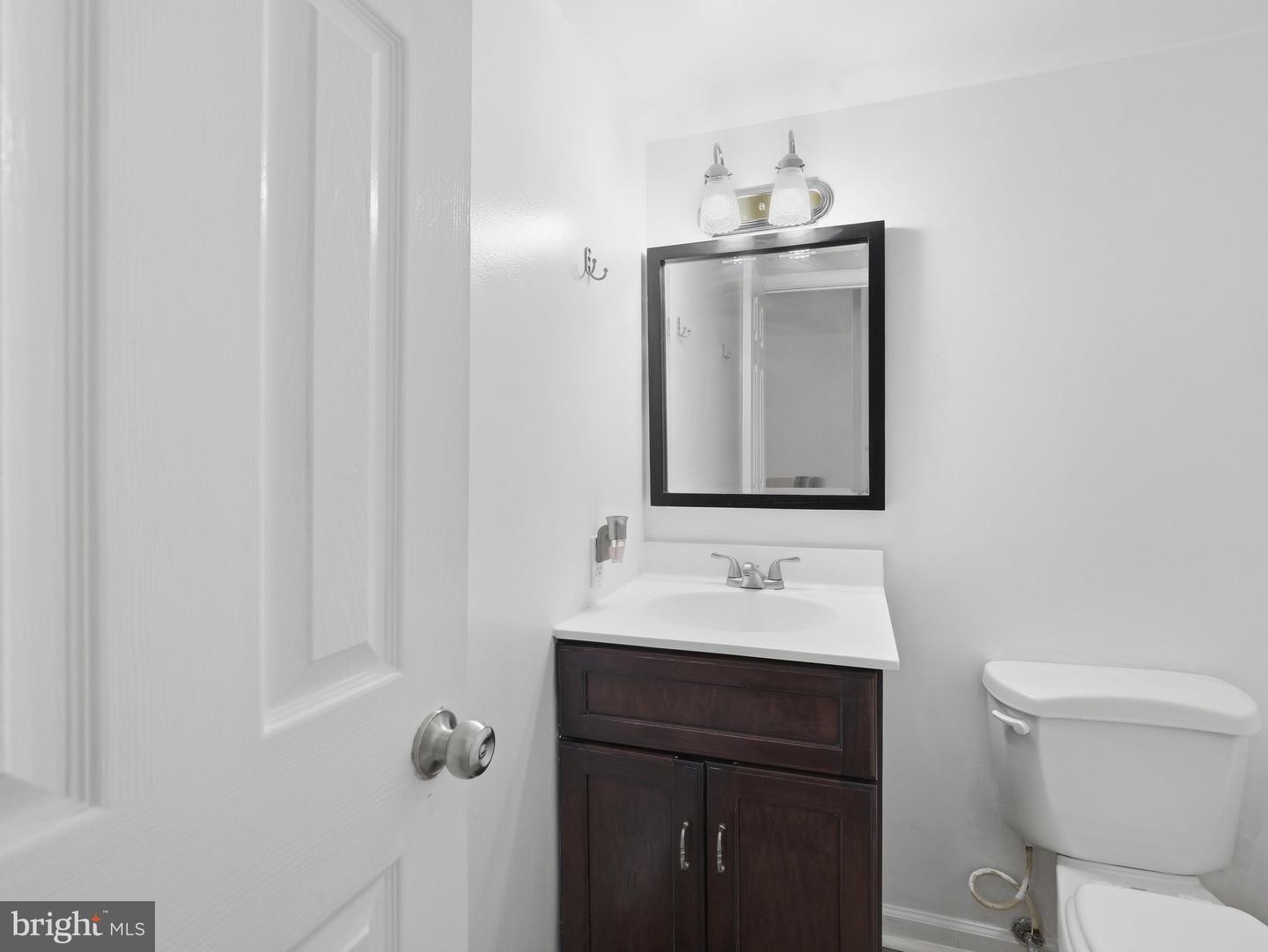 1307 Lindsay Ln Property Photo 8