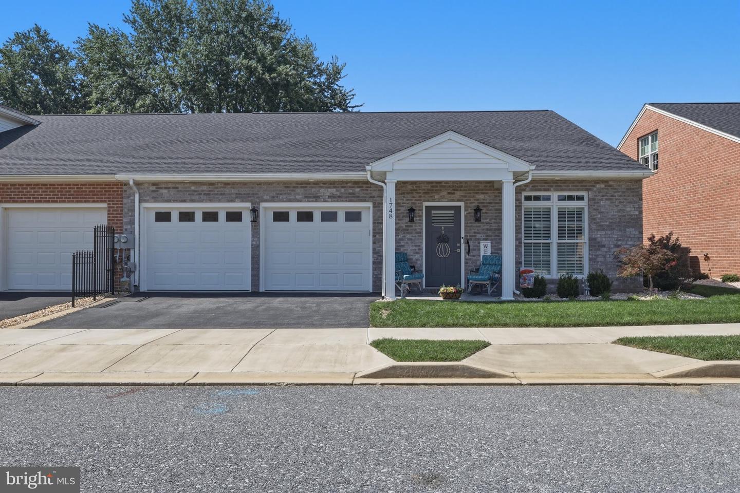 1748 Meridian Dr Property Photo 2