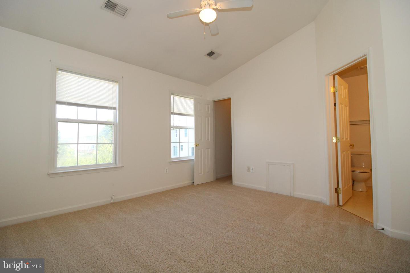 18258 Roy Croft Dr Property Photo 9