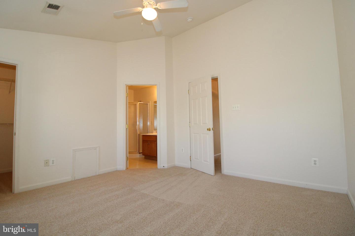 18258 Roy Croft Dr Property Photo 10
