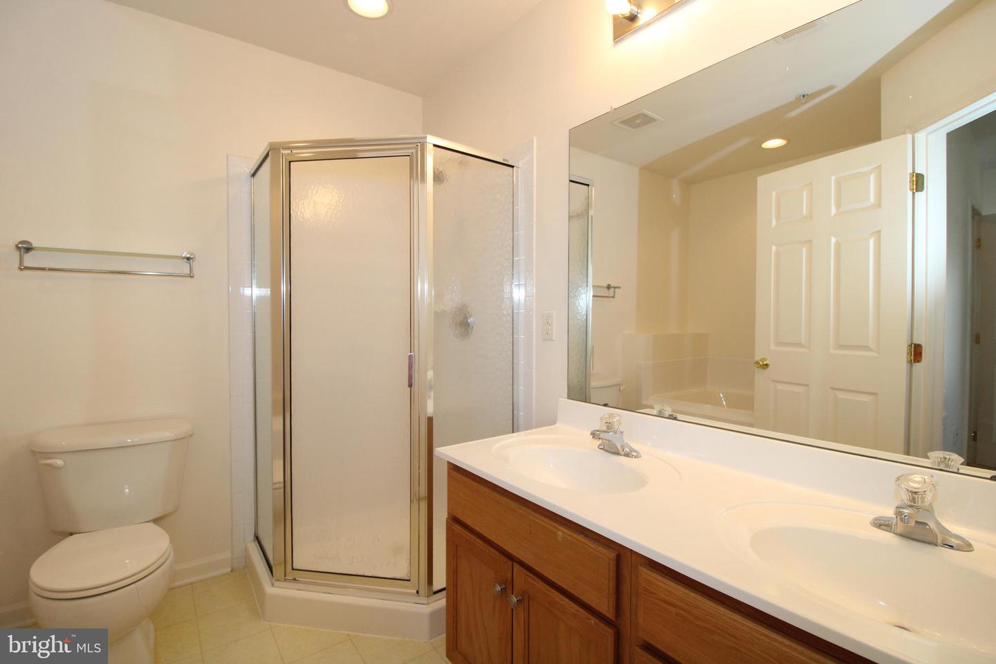 18258 Roy Croft Dr Property Photo 11