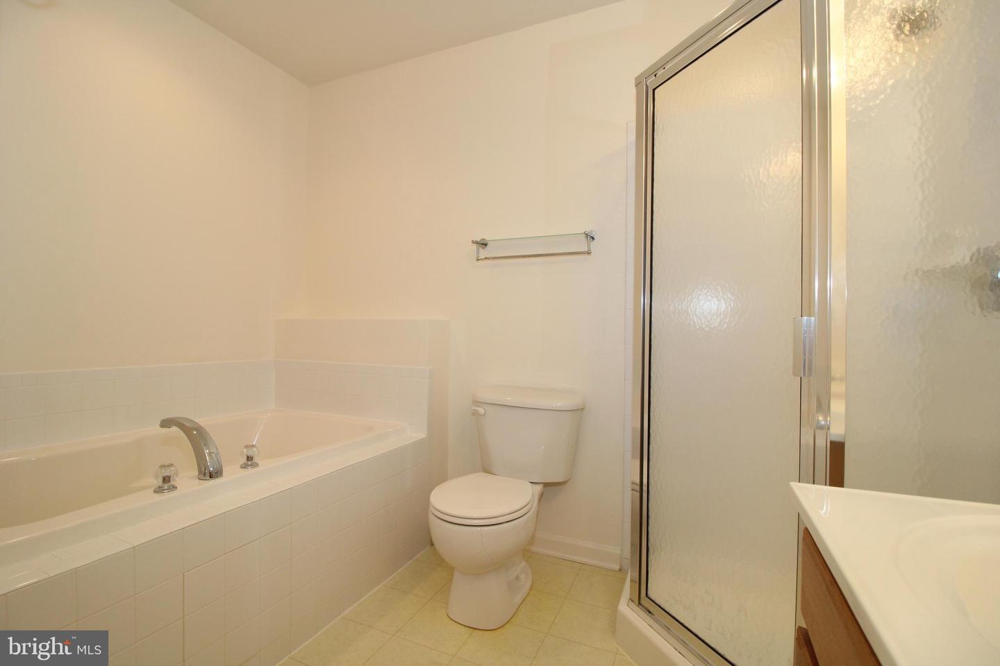 18258 Roy Croft Dr Property Photo 12