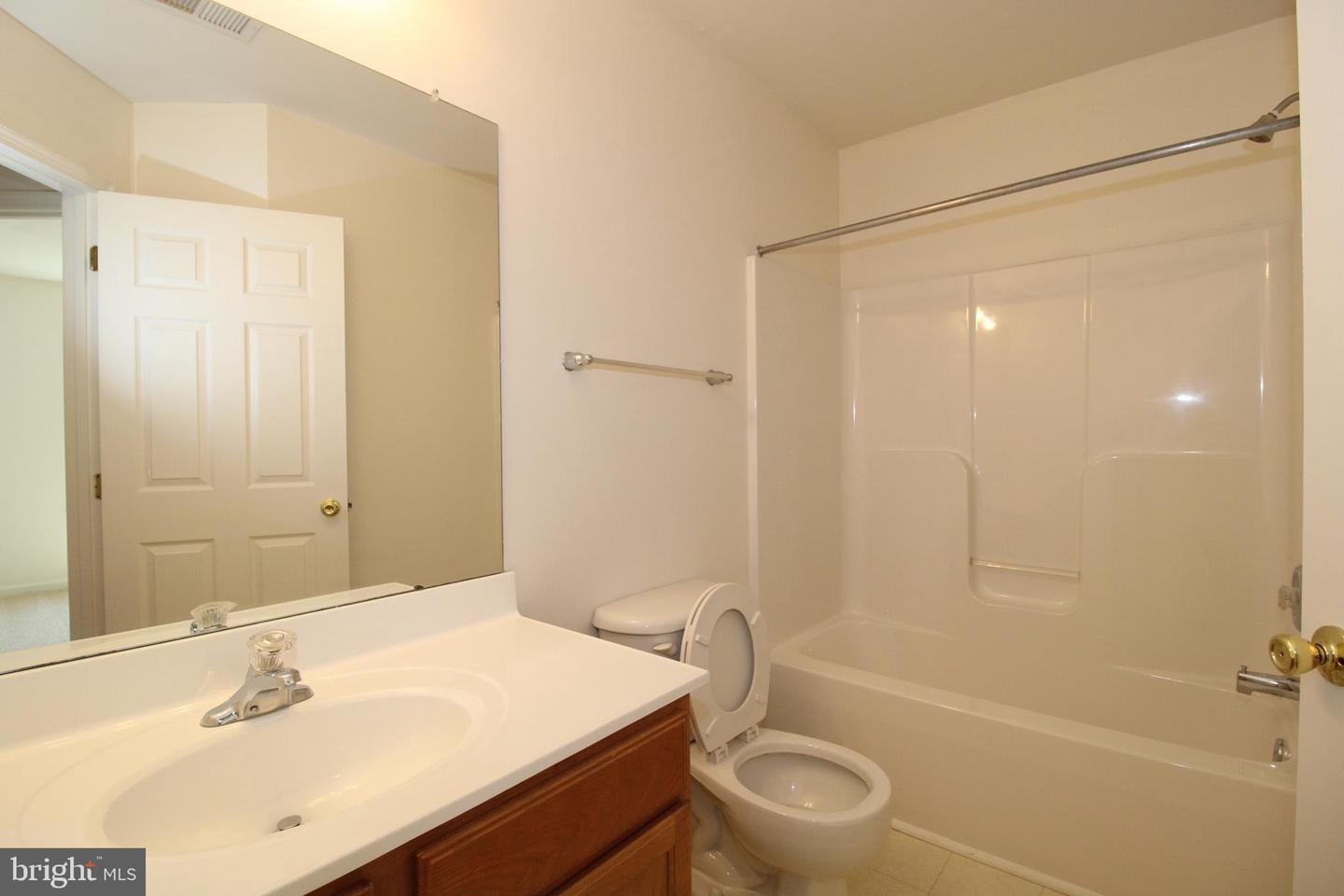 18258 Roy Croft Dr Property Photo 13