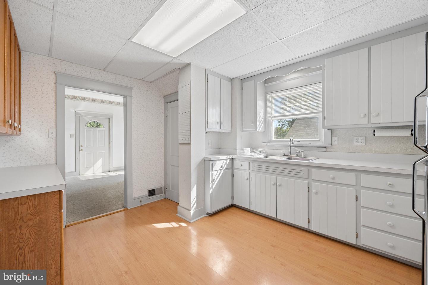 20203 Jefferson Blvd Property Photo 15
