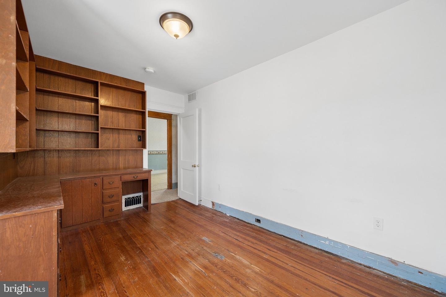 20203 Jefferson Blvd Property Photo 36