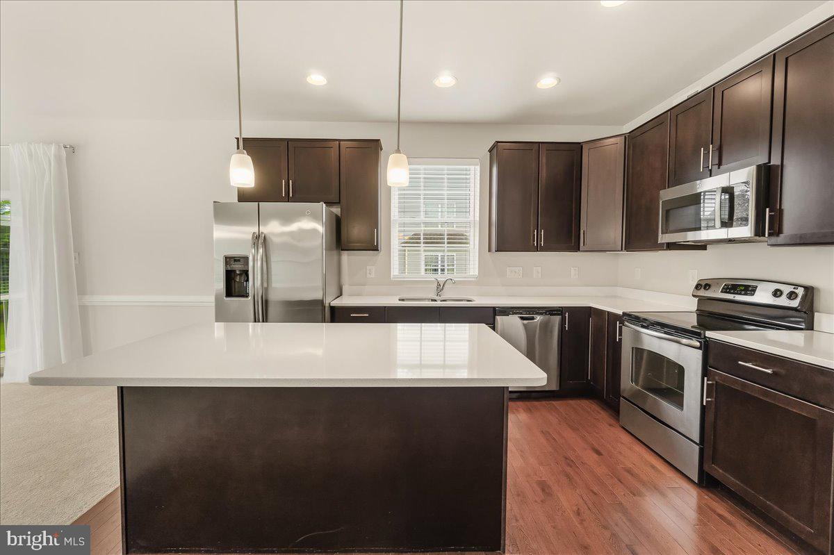 17988 Constitution Cir Property Photo 9