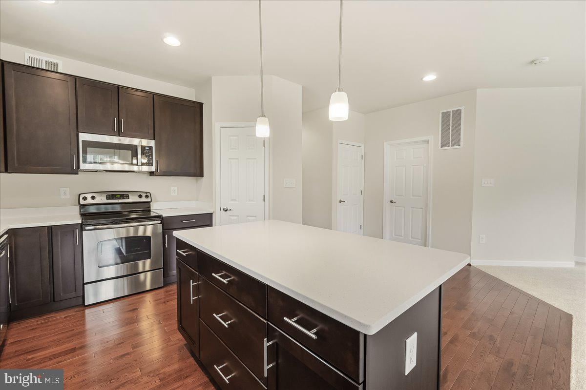17988 Constitution Cir Property Photo 12