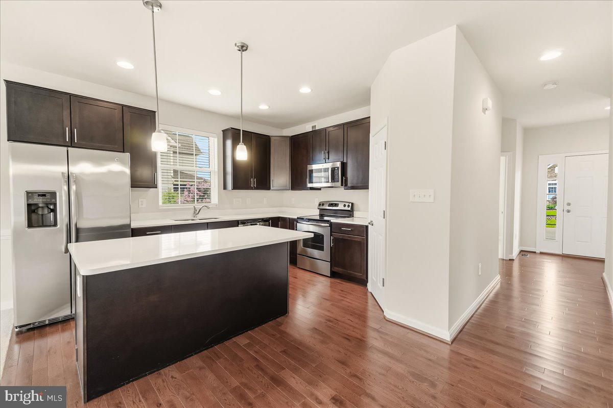 17988 Constitution Cir Property Photo 15