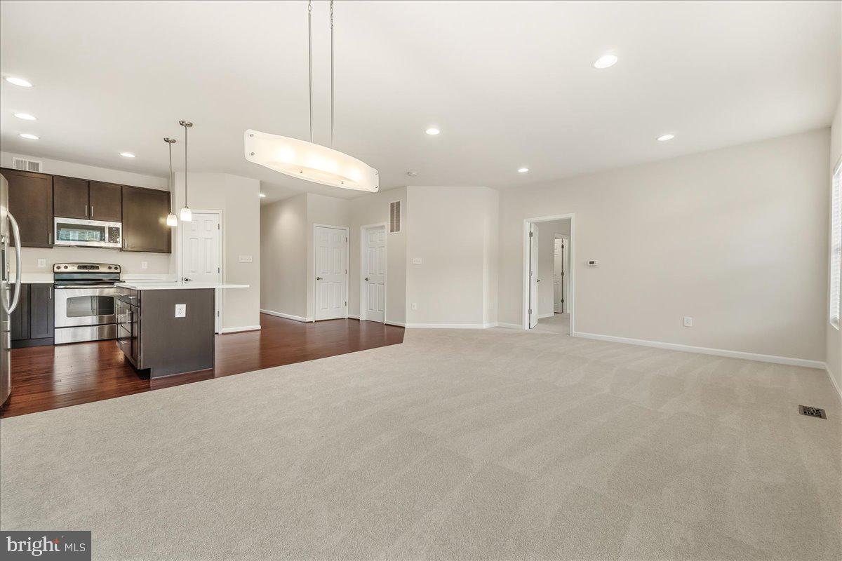 17988 Constitution Cir Property Photo 17