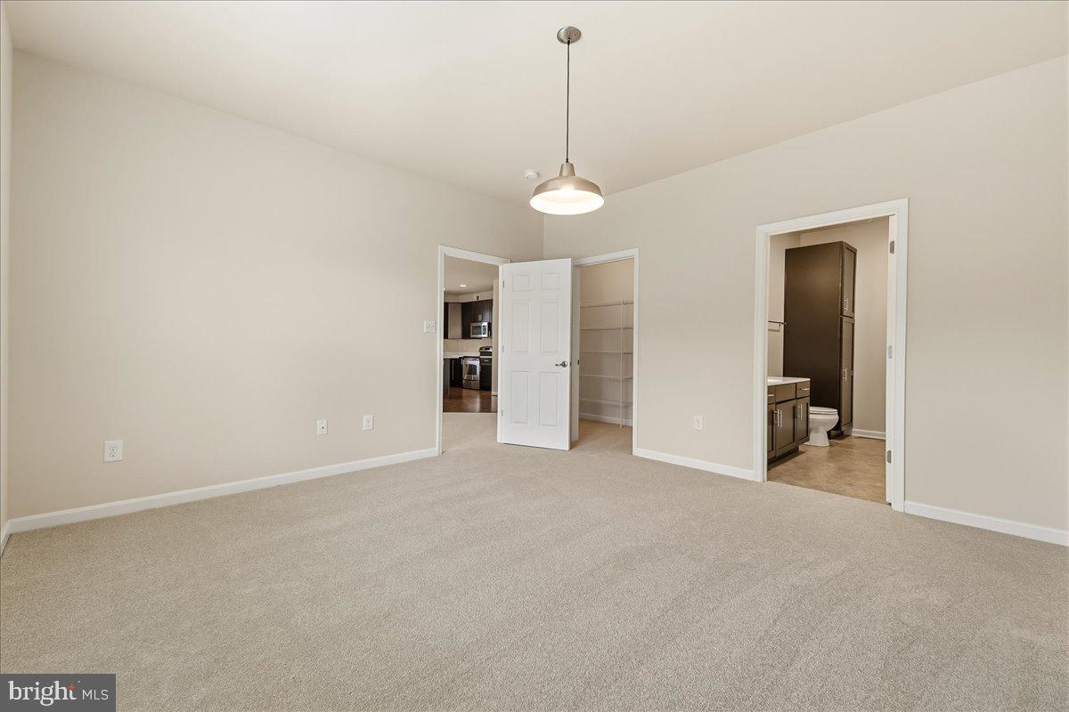 17988 Constitution Cir Property Photo 28