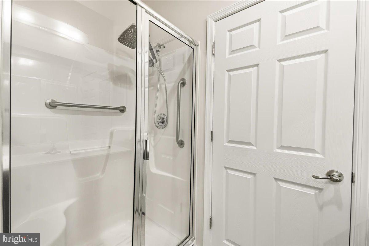 17988 Constitution Cir Property Photo 32