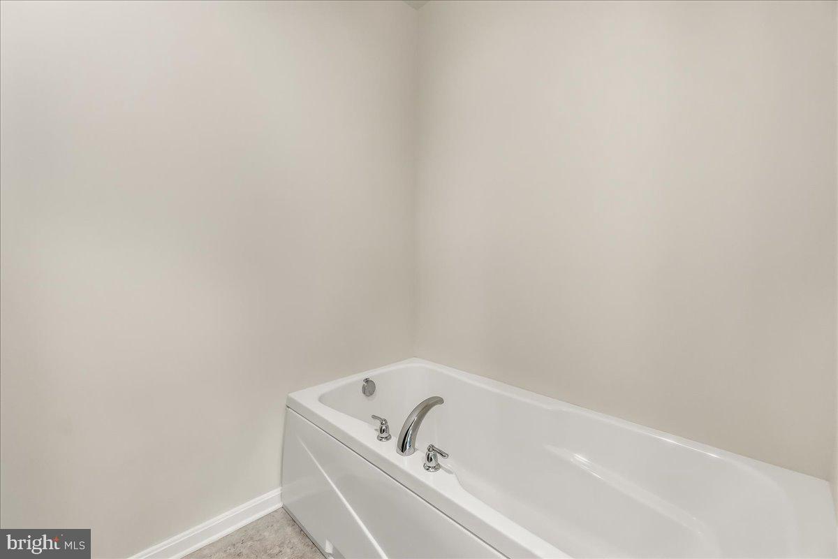 17988 Constitution Cir Property Photo 33