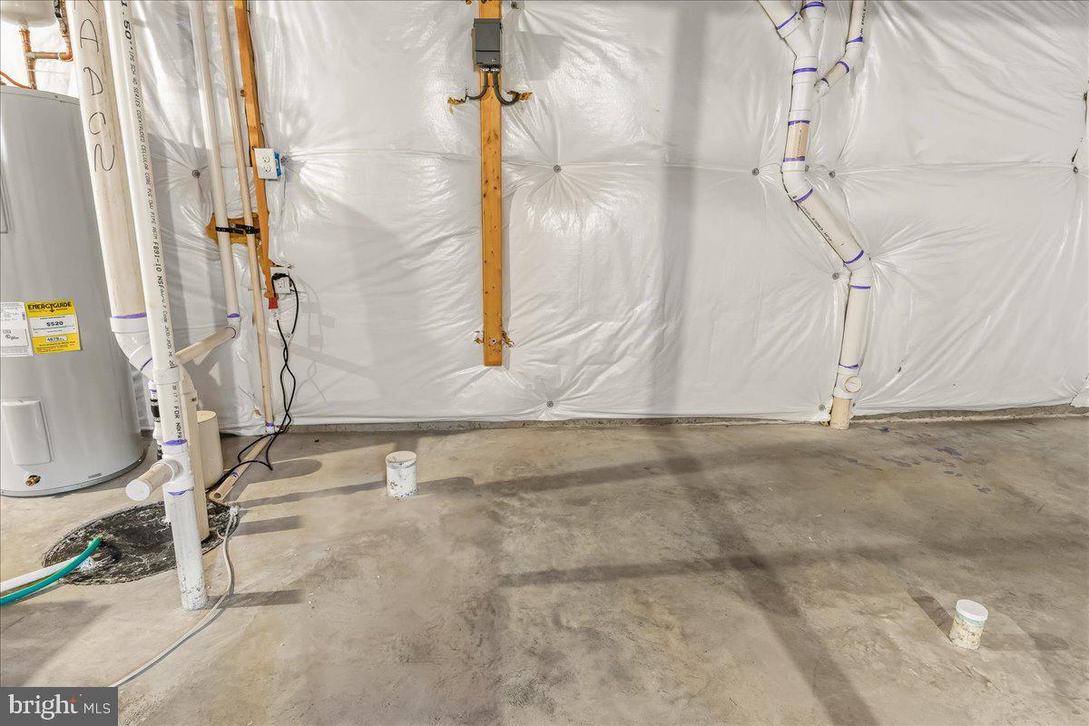 17988 Constitution Cir Property Photo 43