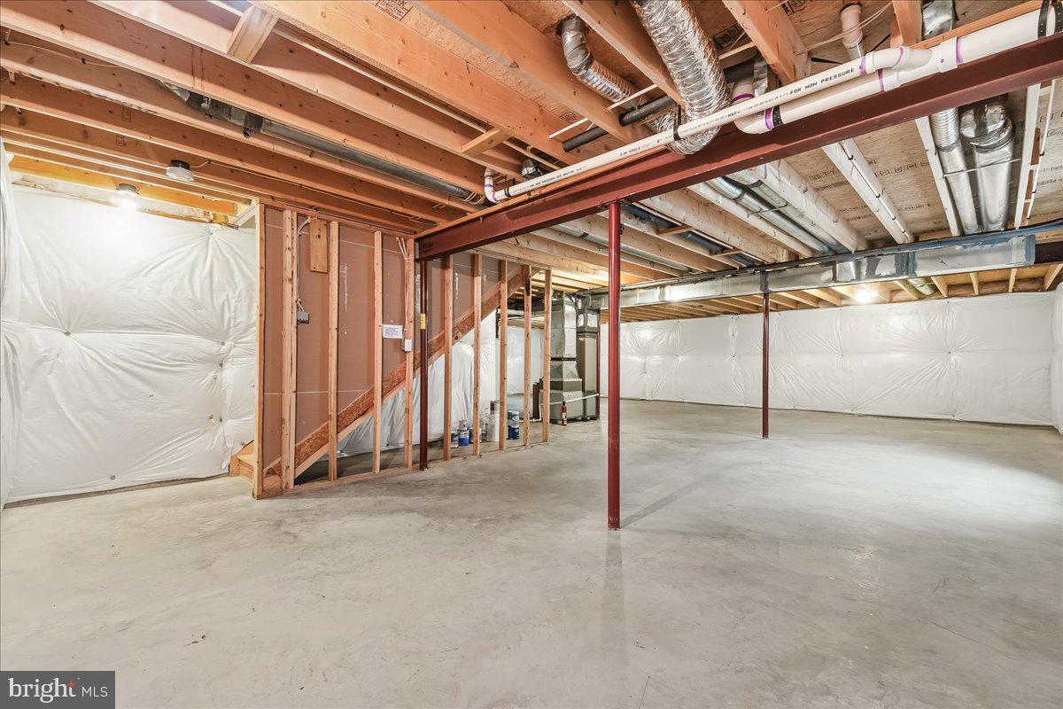 17988 Constitution Cir Property Photo 45