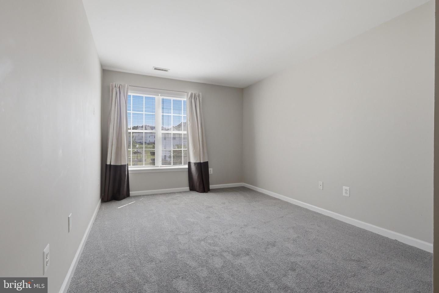 2007 Starlight #2c Property Photo 19