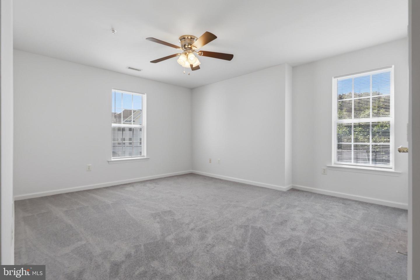 2007 Starlight #2c Property Photo 21