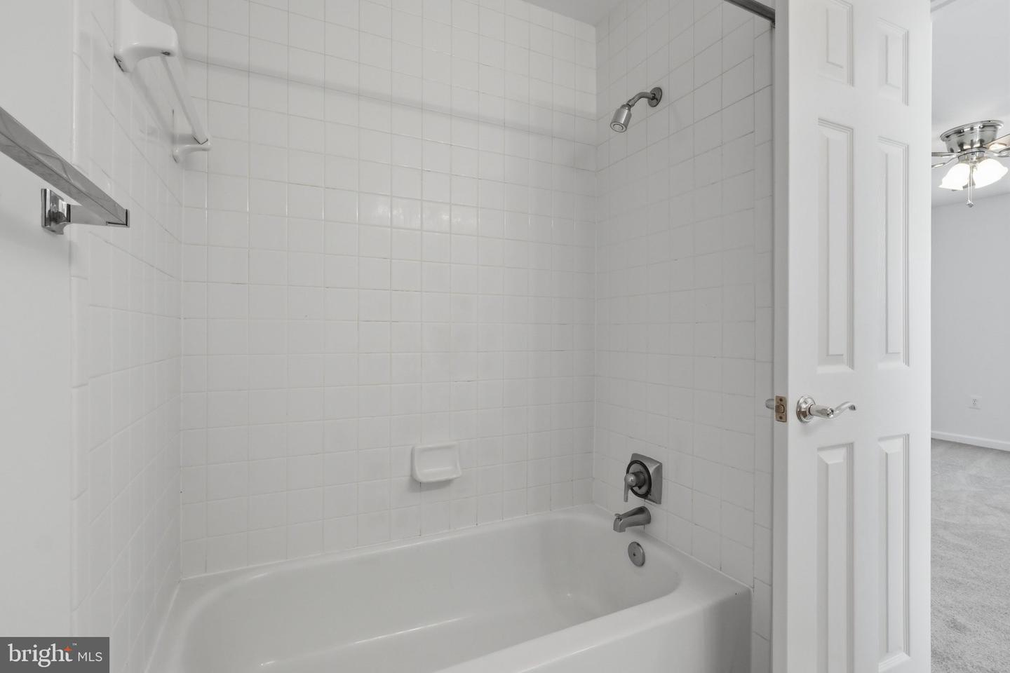 2007 Starlight #2c Property Photo 27