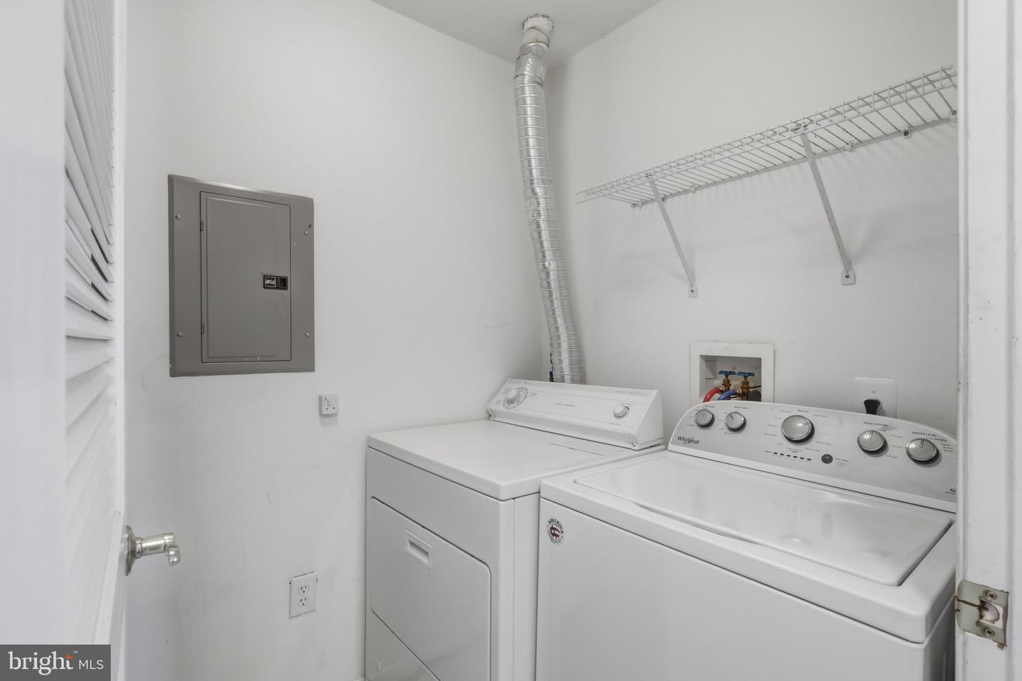 2007 Starlight #2c Property Photo 28