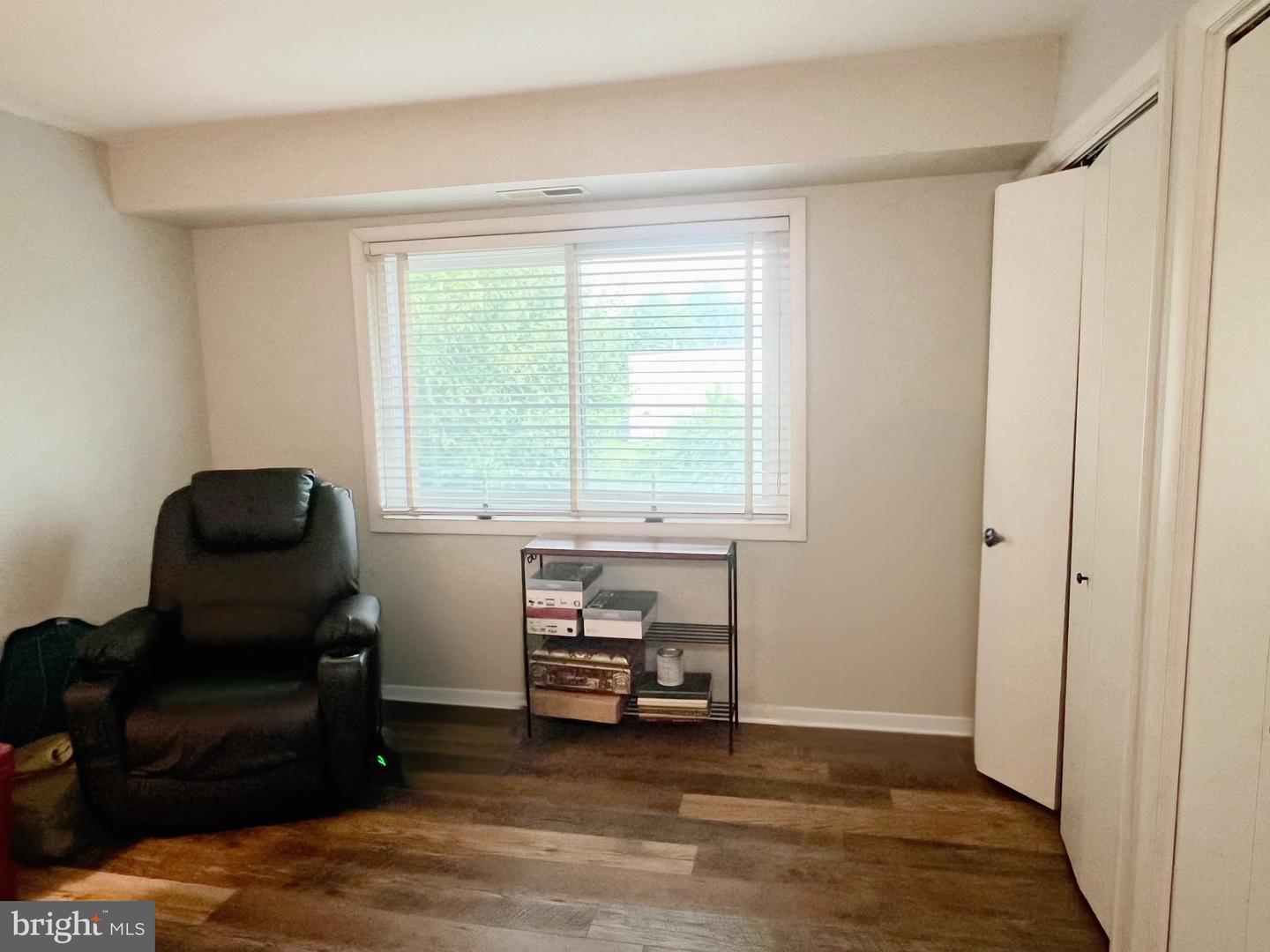 1631 Edgewood Pl #204 Property Photo 26