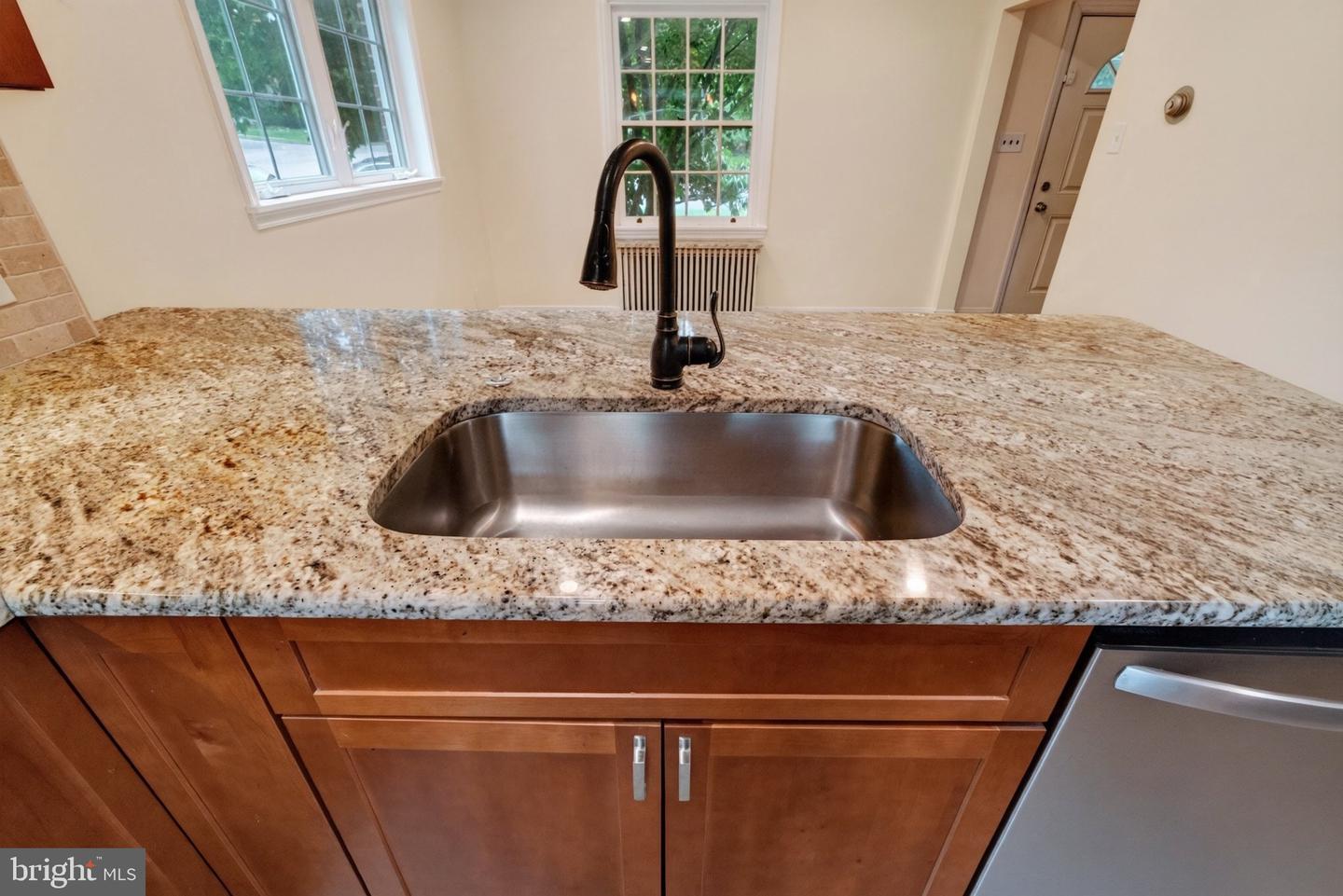 1045 Woodland Way Property Photo 16