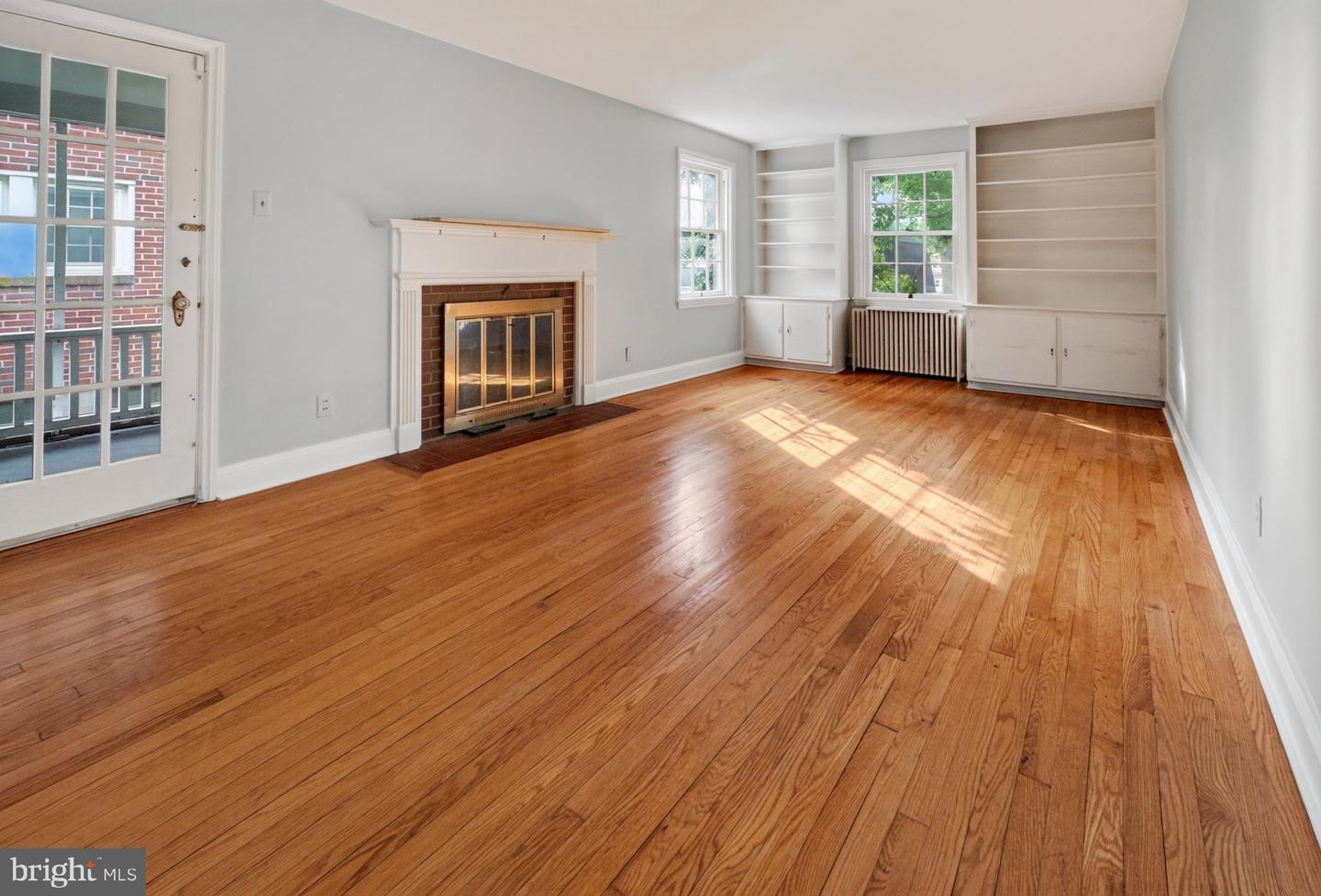1045 Woodland Way Property Photo 22