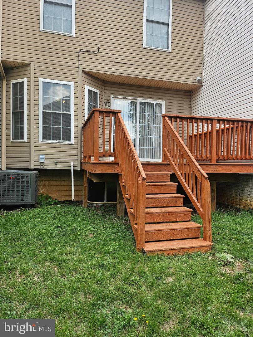 905 Mercer Dr Property Photo 3