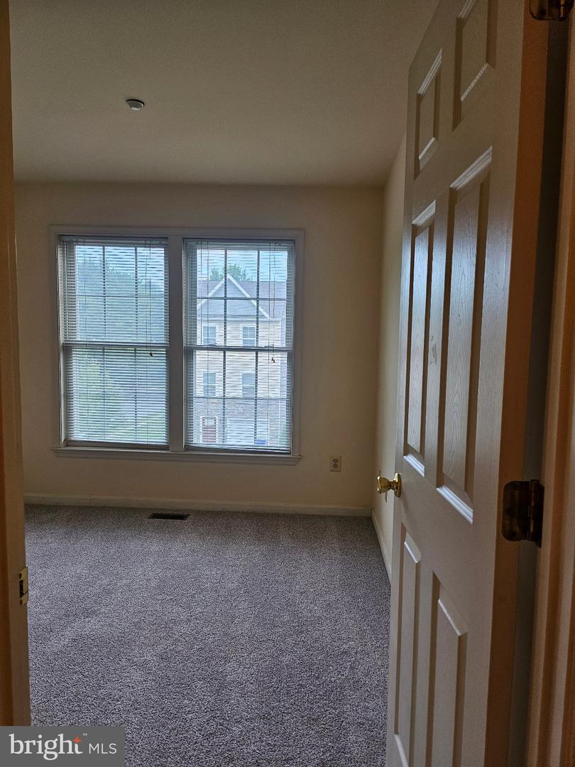 905 Mercer Dr Property Photo 25