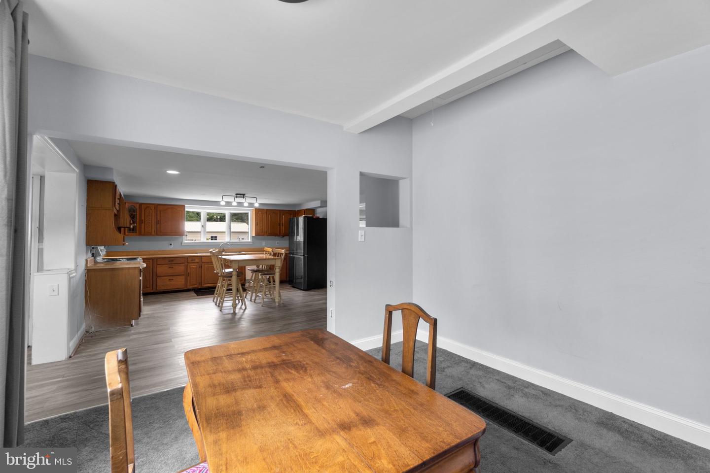 25324 Highfield Rd Property Photo 10