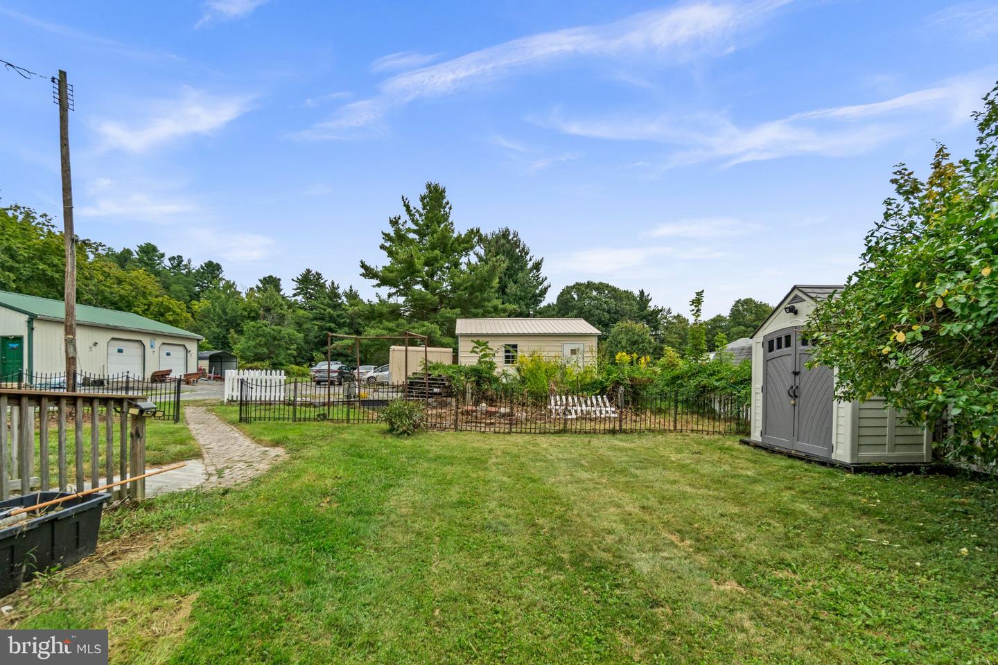 25324 Highfield Rd Property Photo 40