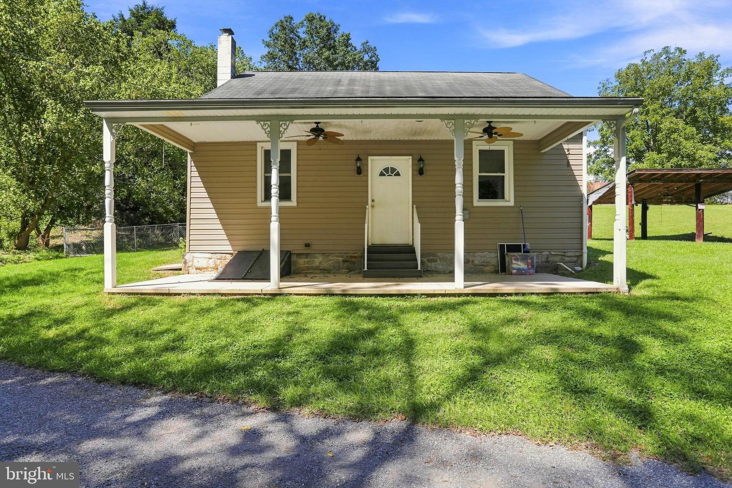 16415 Broadfording Rd Property Photo 1