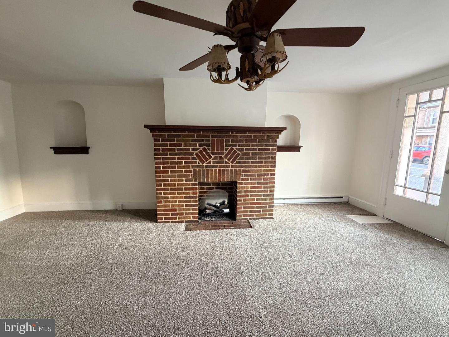 19 S Main Property Photo 8