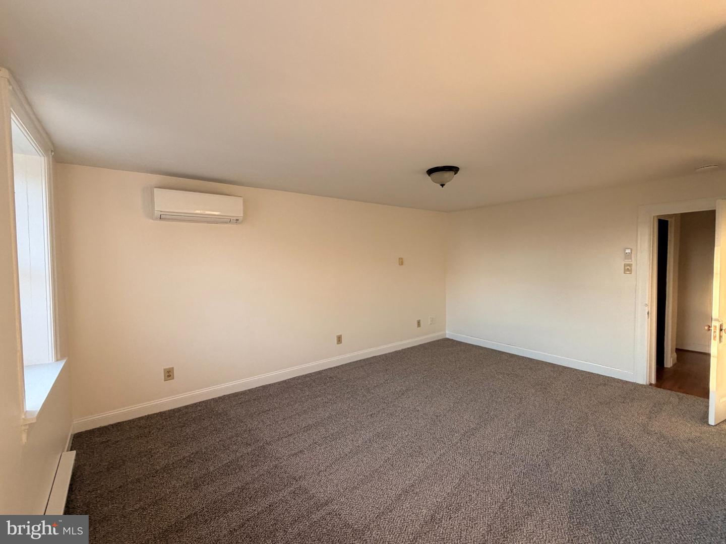 19 S Main Property Photo 25