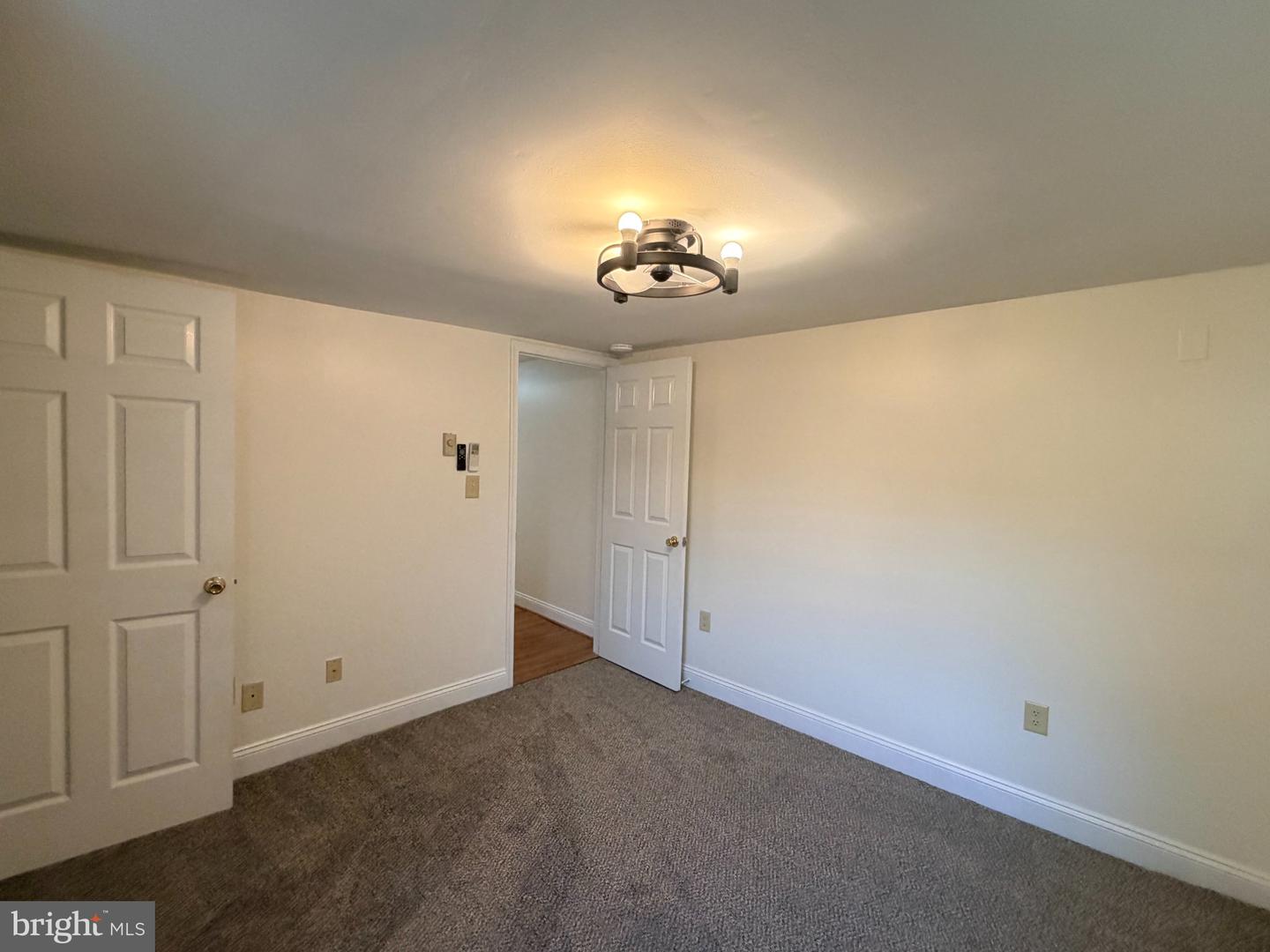 19 S Main Property Photo 27