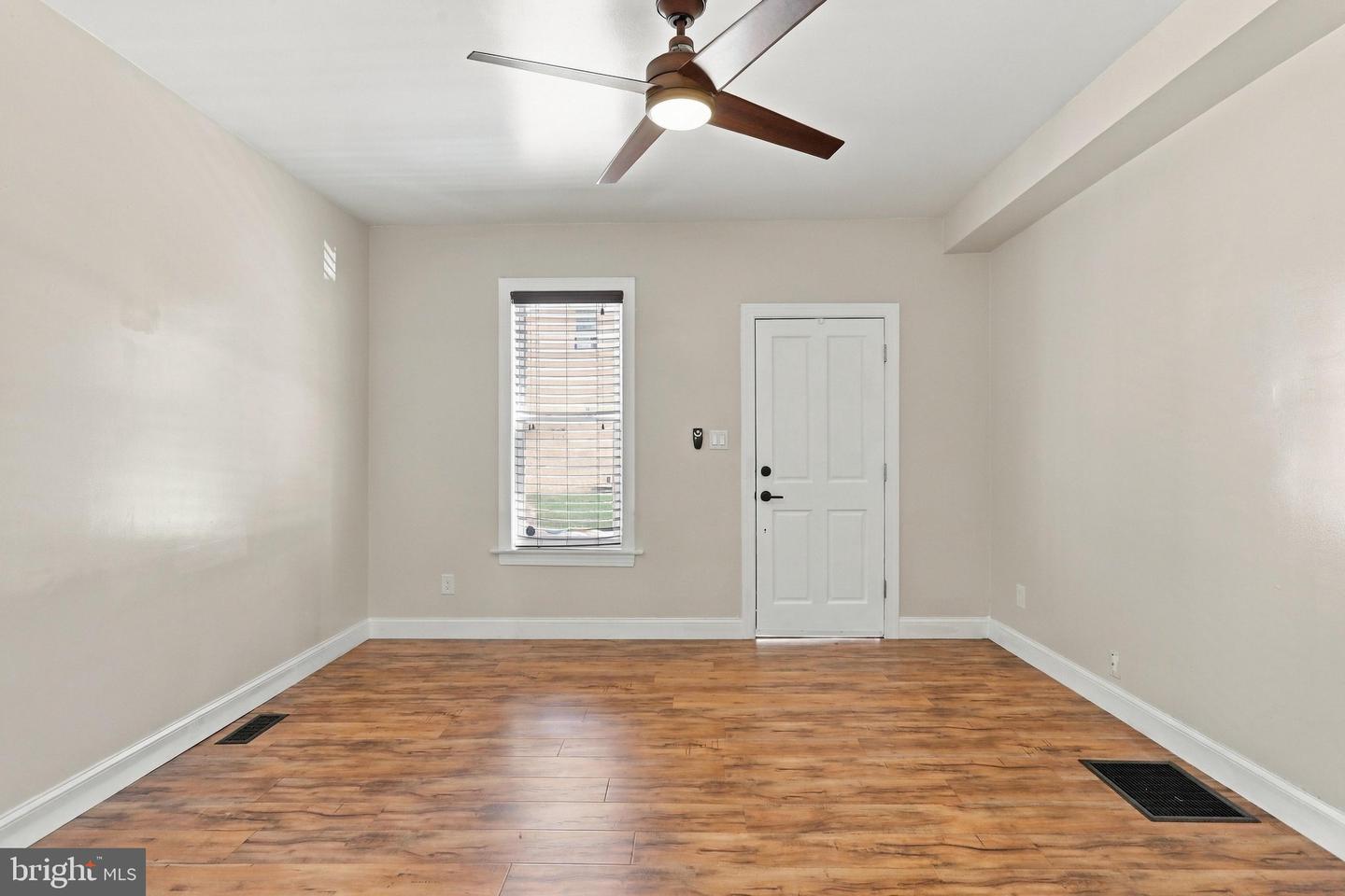 103 Elizabeth St Property Photo 6